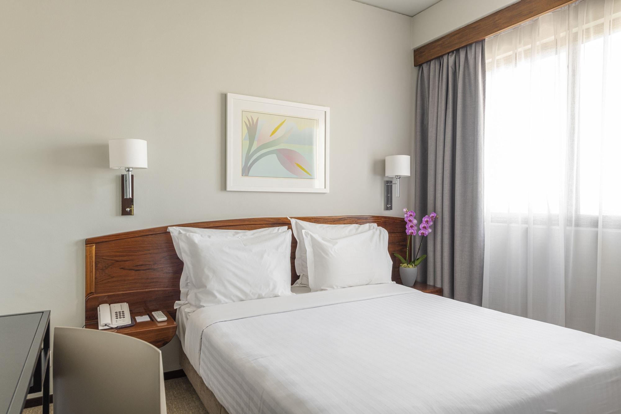 Dom Carlos Park Hotel 3*